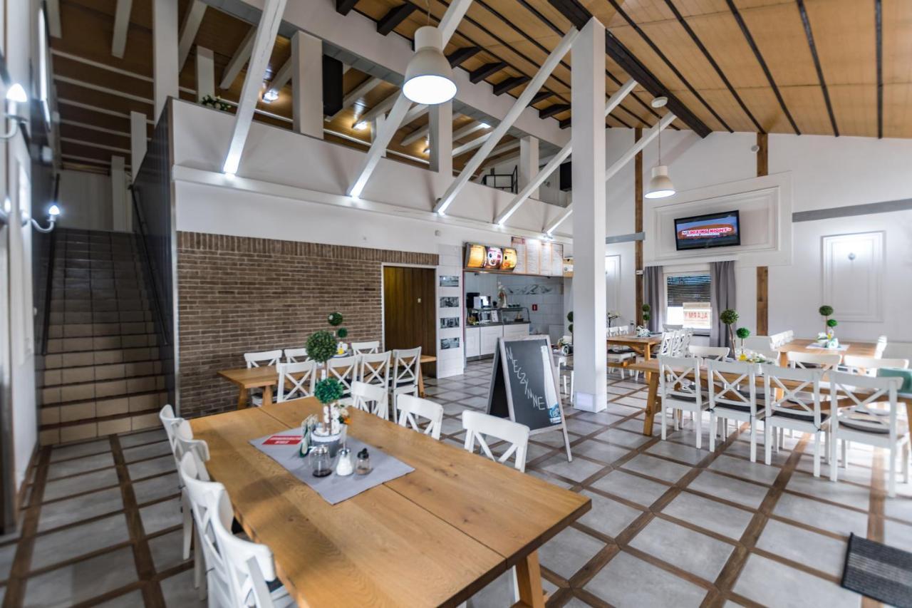 Hotel Zajazdu W Ostrzeszowie المظهر الخارجي الصورة